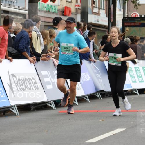 21.09.2025 - PSD Bank Halbmarathon Strokosch-Dieckow http://msf.ph/oto/8945839 21.09.2025 12:07:22 Ziel 1686, 2506, 2864, 2942, 3065, 3222, 3393, 3692, 4003 meine-sportfotos.de