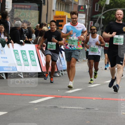 21.09.2025 - PSD Bank Halbmarathon Strokosch-Dieckow http://msf.ph/oto/8945854 21.09.2025 12:00:06 Ziel 1104, 1162, 1481, 1934, 2255, 2314, 2490, 2529, 2538, 2640, 2648, 2769, 2801, 3094, 3738, 3906 meine-sportfotos.de