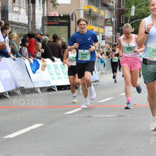 21.09.2025 - PSD Bank Halbmarathon Strokosch-Dieckow http://msf.ph/oto/8945866 21.09.2025 12:07:29 Ziel 1686, 2506, 2532, 2864, 2942, 2949, 3065, 3222, 3393, 3407, 4003 meine-sportfotos.de
