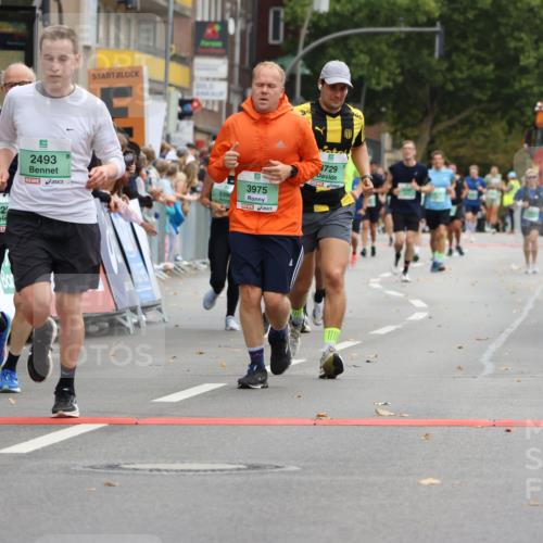 21.09.2025 - PSD Bank Halbmarathon Strokosch-Dieckow http://msf.ph/oto/8945894 21.09.2025 12:07:41 Ziel 2493, 2956, 3729, 3746, 3910, 3948, 3975 meine-sportfotos.de