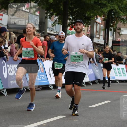 21.09.2025 - PSD Bank Halbmarathon Strokosch-Dieckow http://msf.ph/oto/8945952 21.09.2025 12:00:49 Ziel 1203, 1382, 2388, 2481, 2516, 2668, 2761, 2803, 3168, 3172 meine-sportfotos.de