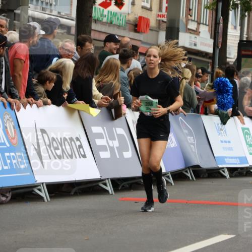 21.09.2025 - PSD Bank Halbmarathon Strokosch-Dieckow http://msf.ph/oto/8945958 21.09.2025 12:00:50 Ziel 1203, 1382, 2388, 2468, 2481, 2516, 2668, 2761, 2803, 2986, 3168, 3172 meine-sportfotos.de