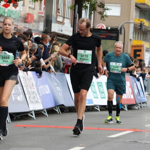 21.09.2025 - PSD Bank Halbmarathon Strokosch-Dieckow http://msf.ph/oto/8945963 21.09.2025 12:00:51 Ziel 1203, 1382, 2388, 2468, 2481, 2668, 2761, 2803, 2986, 3168, 3172, 4009 meine-sportfotos.de