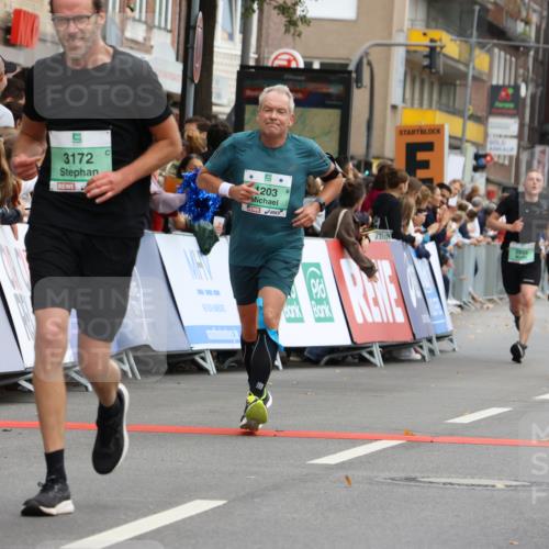 21.09.2025 - PSD Bank Halbmarathon Strokosch-Dieckow http://msf.ph/oto/8945971 21.09.2025 12:00:52 Ziel 1203, 1382, 2468, 2481, 2668, 2803, 2853, 2986, 3168, 3172, 4009 meine-sportfotos.de