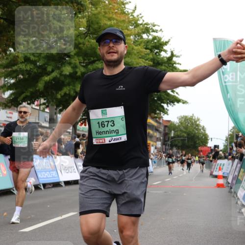 21.09.2025 - PSD Bank Halbmarathon Strokosch-Dieckow http://msf.ph/oto/8946012 21.09.2025 12:08:29 Ziel 1332, 1480, 1511, 1512, 1636, 1673, 2133, 2521, 2644, 2763, 2818, 2957, 3137, 3150, 3205, 3235, 3641, 3760 meine-sportfotos.de