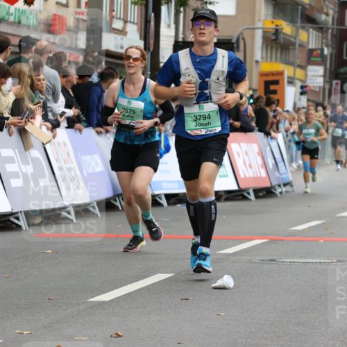 21.09.2025 - PSD Bank Halbmarathon Strokosch-Dieckow http://msf.ph/oto/8946046 21.09.2025 12:08:44 Ziel 1442, 2575, 3223, 3261, 3273, 3274, 3414, 3506, 3794 meine-sportfotos.de