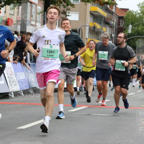 21.09.2025 - PSD Bank Halbmarathon Strokosch-Dieckow http://msf.ph/oto/8946059 21.09.2025 12:01:32 Ziel 1201, 1261, 1373, 1376, 1395, 1400, 1585, 1789, 2345, 2346, 2367, 2418, 2495, 2686, 2710, 2730, 2753, 2766, 2819, 2943, 3011, 3053, 3132, 3187, 3352, 3406, 3565, 3951, 3973 meine-sportfotos.de