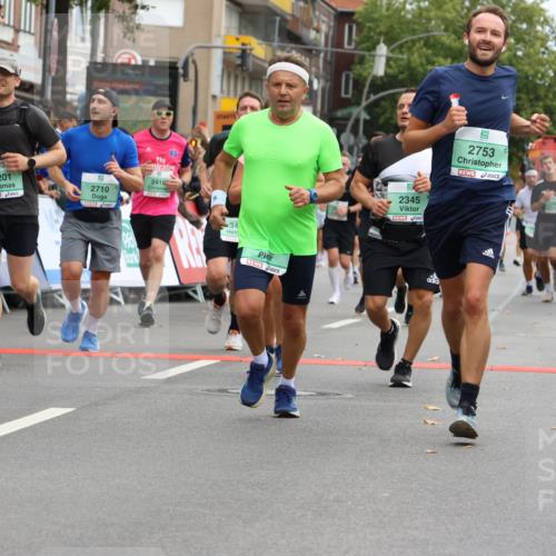 21.09.2025 - PSD Bank Halbmarathon Strokosch-Dieckow http://msf.ph/oto/8946076 21.09.2025 12:01:36 Ziel 1201, 1261, 1373, 1376, 1395, 1400, 1585, 2345, 2346, 2353, 2384, 2418, 2495, 2710, 2730, 2753, 2766, 2819, 2944, 3081, 3132, 3352, 3406, 3565, 3951, 3952, 3973 meine-sportfotos.de