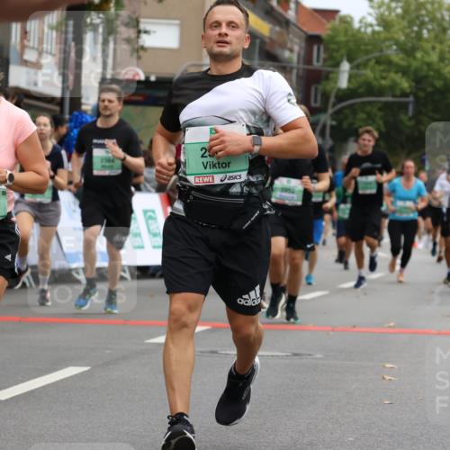 21.09.2025 - PSD Bank Halbmarathon Strokosch-Dieckow http://msf.ph/oto/8946081 21.09.2025 12:01:39 Ziel 1201, 1249, 1261, 1373, 1395, 1585, 2284, 2345, 2346, 2353, 2384, 2418, 2474, 2495, 2710, 2720, 2730, 2753, 2766, 2819, 2944, 2992, 3067, 3081, 3132, 3406, 3952 meine-sportfotos.de