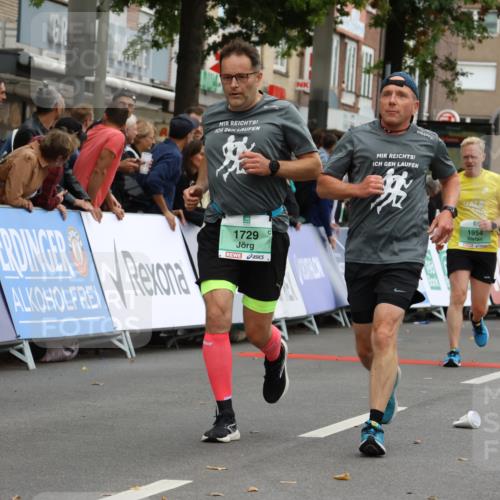 21.09.2025 - PSD Bank Halbmarathon Strokosch-Dieckow http://msf.ph/oto/8946082 21.09.2025 12:08:57 Ziel 1267, 1268, 1729, 1730, 1954, 2643, 3176, 3273, 3378, 3392, 3983 meine-sportfotos.de