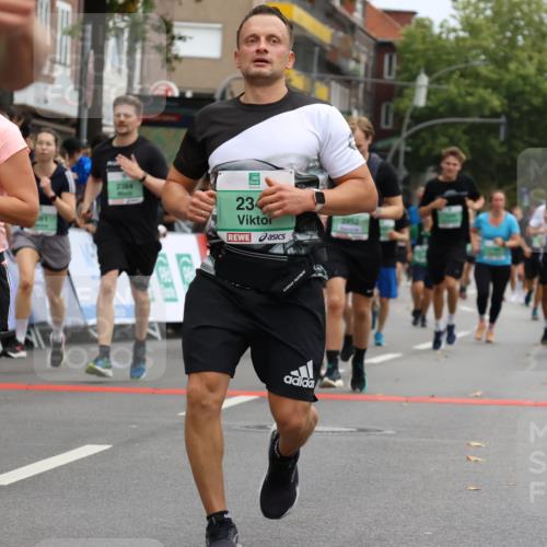 21.09.2025 - PSD Bank Halbmarathon Strokosch-Dieckow http://msf.ph/oto/8946083 21.09.2025 12:01:39 Ziel 1201, 1249, 1261, 1373, 1395, 1585, 2284, 2345, 2346, 2353, 2384, 2418, 2474, 2495, 2710, 2720, 2730, 2753, 2766, 2819, 2944, 2992, 3067, 3081, 3132, 3406, 3952 meine-sportfotos.de