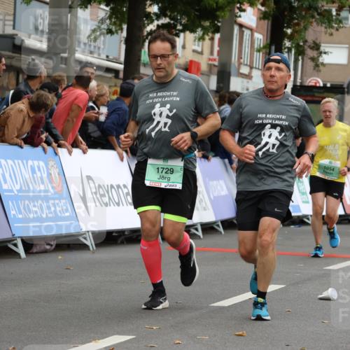 21.09.2025 - PSD Bank Halbmarathon Strokosch-Dieckow http://msf.ph/oto/8946085 21.09.2025 12:08:57 Ziel 1267, 1268, 1729, 1730, 1954, 2643, 3176, 3273, 3378, 3392, 3983 meine-sportfotos.de
