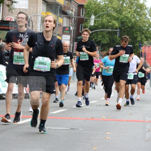 21.09.2025 - PSD Bank Halbmarathon Strokosch-Dieckow http://msf.ph/oto/8946087 21.09.2025 12:01:41 Ziel 1201, 1249, 1373, 2284, 2345, 2346, 2353, 2384, 2418, 2474, 2495, 2563, 2710, 2720, 2753, 2766, 2819, 2944, 2992, 3067, 3081, 3132, 3406, 3952 meine-sportfotos.de