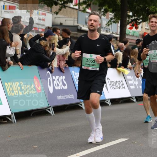 21.09.2025 - PSD Bank Halbmarathon Strokosch-Dieckow http://msf.ph/oto/8946096 21.09.2025 12:01:45 Ziel 1201, 1249, 1377, 2284, 2345, 2346, 2353, 2384, 2418, 2474, 2514, 2563, 2710, 2720, 2924, 2938, 2944, 2992, 3067, 3081, 3180, 3406, 3952 meine-sportfotos.de
