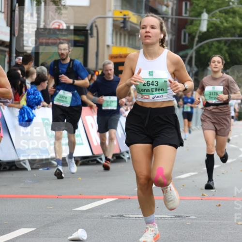 21.09.2025 - PSD Bank Halbmarathon Strokosch-Dieckow http://msf.ph/oto/8946100 21.09.2025 12:09:00 Ziel 1267, 1268, 1729, 1730, 1954, 2643, 3127, 3176, 3273, 3378, 3392, 3983 meine-sportfotos.de