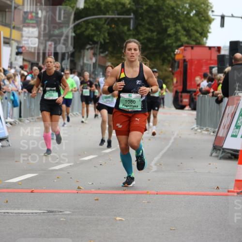 21.09.2025 - PSD Bank Halbmarathon Strokosch-Dieckow http://msf.ph/oto/8946112 21.09.2025 12:09:06 Ziel 1080, 1954, 2623, 2643, 3127, 3176, 3378, 3392 meine-sportfotos.de