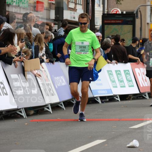 21.09.2025 - PSD Bank Halbmarathon Strokosch-Dieckow http://msf.ph/oto/8946164 21.09.2025 12:09:24 Ziel 3008, 3062, 3145, 3230, 3232, 4015 meine-sportfotos.de