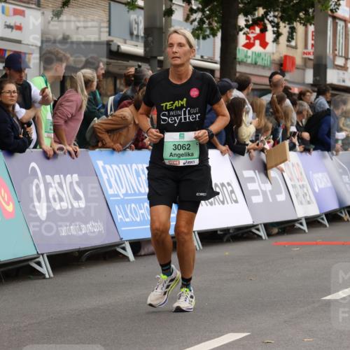 21.09.2025 - PSD Bank Halbmarathon Strokosch-Dieckow http://msf.ph/oto/8946182 21.09.2025 12:09:30 Ziel 1690, 2576, 3062, 3063, 3145, 3196, 3230, 4015 meine-sportfotos.de