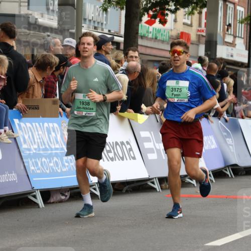 21.09.2025 - PSD Bank Halbmarathon Strokosch-Dieckow http://msf.ph/oto/8946210 21.09.2025 12:02:25 Ziel 1026, 1121, 1466, 1938, 3085, 3105, 3175 meine-sportfotos.de