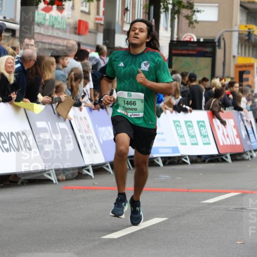 21.09.2025 - PSD Bank Halbmarathon Strokosch-Dieckow http://msf.ph/oto/8946215 21.09.2025 12:02:27 Ziel 1026, 1121, 1466, 1938, 3085, 3087, 3105, 3175 meine-sportfotos.de