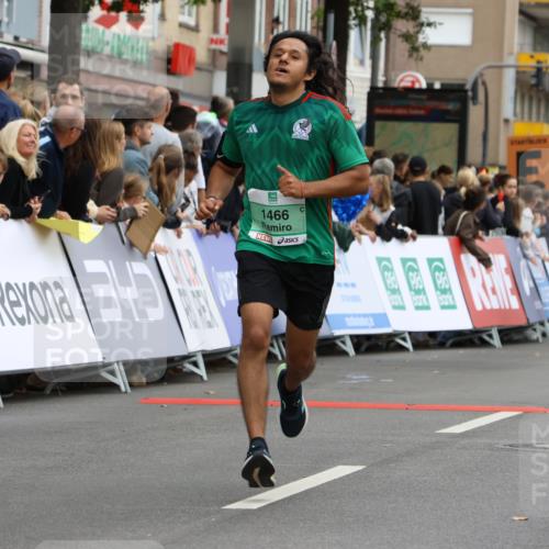 21.09.2025 - PSD Bank Halbmarathon Strokosch-Dieckow http://msf.ph/oto/8946216 21.09.2025 12:02:27 Ziel 1026, 1121, 1466, 1938, 3085, 3087, 3105, 3175 meine-sportfotos.de