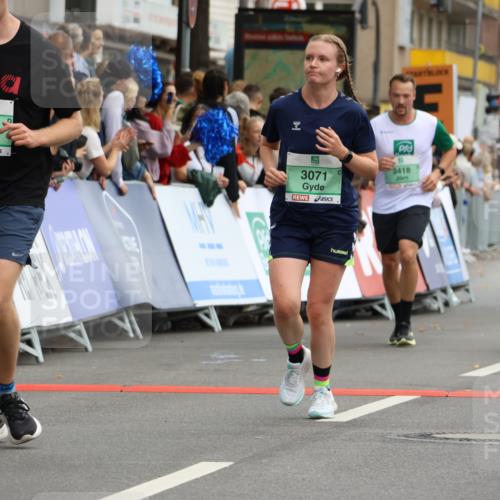 21.09.2025 - PSD Bank Halbmarathon Strokosch-Dieckow http://msf.ph/oto/8946251 21.09.2025 12:02:47 Ziel 1574, 1685, 2448, 3071, 3114, 3130, 3299, 3418 meine-sportfotos.de