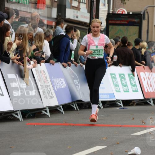 21.09.2025 - PSD Bank Halbmarathon Strokosch-Dieckow http://msf.ph/oto/8946298 21.09.2025 12:10:14 Ziel 1117, 1118, 1120, 2716, 2781, 3119, 3283, 3471, 3671, 3963 meine-sportfotos.de