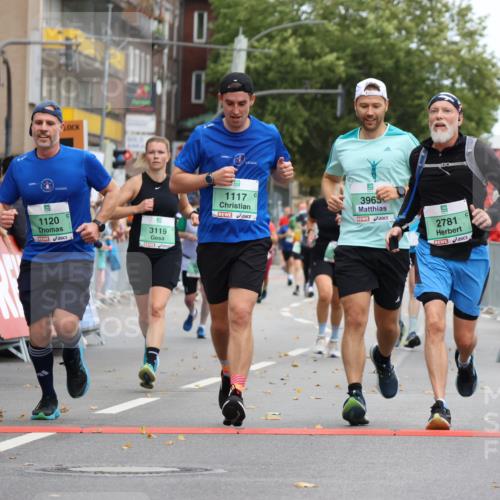 21.09.2025 - PSD Bank Halbmarathon Strokosch-Dieckow http://msf.ph/oto/8946308 21.09.2025 12:10:17 Ziel 1117, 1118, 1120, 2716, 2781, 3119, 3471, 3671, 3711, 3963 meine-sportfotos.de