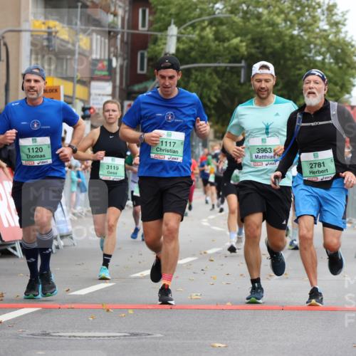 21.09.2025 - PSD Bank Halbmarathon Strokosch-Dieckow http://msf.ph/oto/8946309 21.09.2025 12:10:17 Ziel 1117, 1118, 1120, 2716, 2781, 3119, 3471, 3671, 3711, 3963 meine-sportfotos.de
