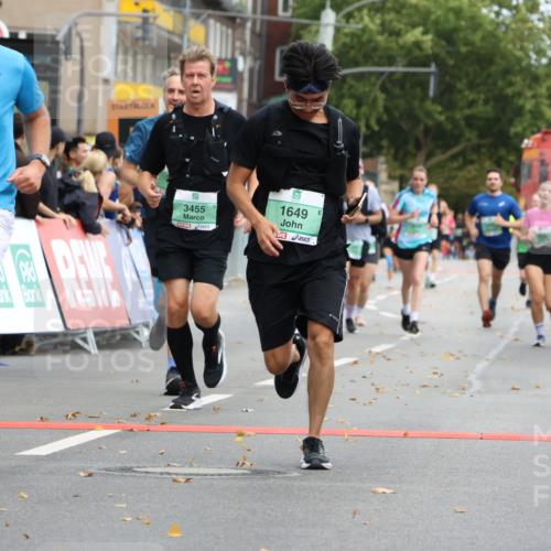 21.09.2025 - PSD Bank Halbmarathon Strokosch-Dieckow http://msf.ph/oto/8946368 21.09.2025 12:11:19 Ziel 1635, 1649, 2326, 2969, 3036, 3045, 3448, 3455, 3526 meine-sportfotos.de