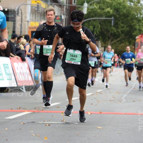 21.09.2025 - PSD Bank Halbmarathon Strokosch-Dieckow http://msf.ph/oto/8946370 21.09.2025 12:11:19 Ziel 1635, 1649, 2326, 2969, 3036, 3045, 3448, 3455, 3526 meine-sportfotos.de