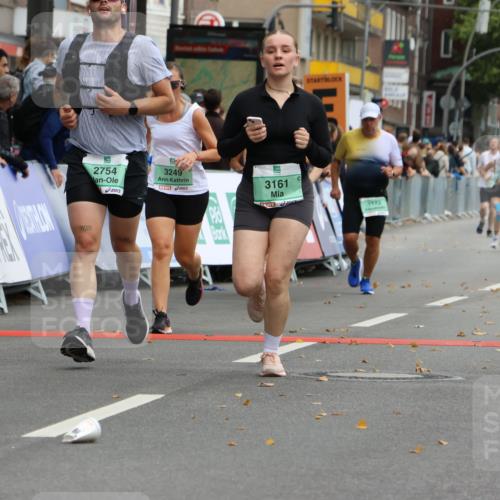 21.09.2025 - PSD Bank Halbmarathon Strokosch-Dieckow http://msf.ph/oto/8946377 21.09.2025 12:11:29 Ziel 1173, 1198, 1635, 1649, 1759, 2754, 2907, 3045, 3161, 3249, 3424, 3455, 3533 meine-sportfotos.de