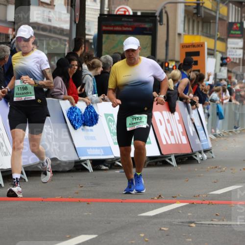 21.09.2025 - PSD Bank Halbmarathon Strokosch-Dieckow http://msf.ph/oto/8946382 21.09.2025 12:11:33 Ziel 1173, 1198, 1635, 1759, 2754, 2907, 3161, 3249, 3424, 3533 meine-sportfotos.de