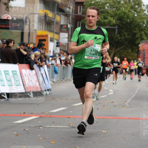 21.09.2025 - PSD Bank Halbmarathon Strokosch-Dieckow http://msf.ph/oto/8946389 21.09.2025 12:11:35 Ziel 1173, 1198, 1635, 1759, 2352, 2754, 2907, 2962, 3161, 3249, 3424, 3533 meine-sportfotos.de