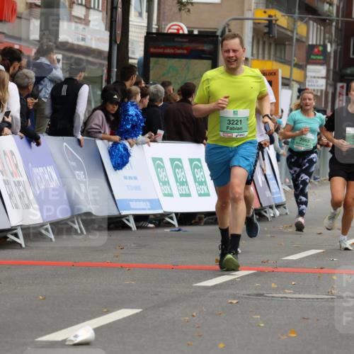 21.09.2025 - PSD Bank Halbmarathon Strokosch-Dieckow http://msf.ph/oto/8946396 21.09.2025 12:11:48 Ziel 2352, 2820, 2953, 2962, 3221, 3399, 3411 meine-sportfotos.de