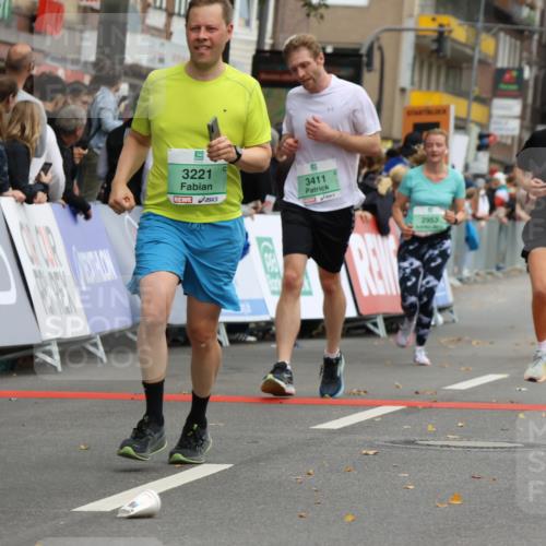 21.09.2025 - PSD Bank Halbmarathon Strokosch-Dieckow http://msf.ph/oto/8946401 21.09.2025 12:11:49 Ziel 2352, 2820, 2953, 2962, 3221, 3399, 3411 meine-sportfotos.de