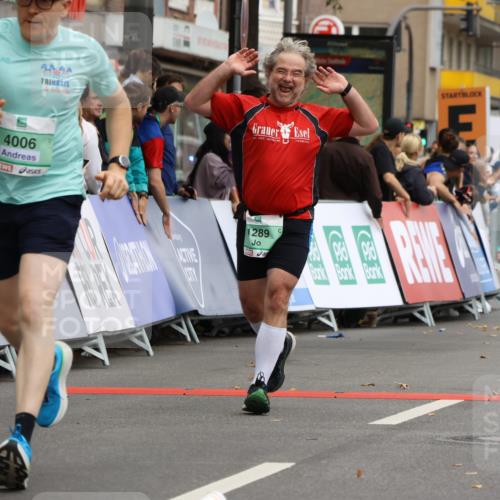 21.09.2025 - PSD Bank Halbmarathon Strokosch-Dieckow http://msf.ph/oto/8946428 21.09.2025 12:12:10 Ziel 1140, 1289, 1390, 2824, 3215, 3367, 3450, 3998, 4006 meine-sportfotos.de