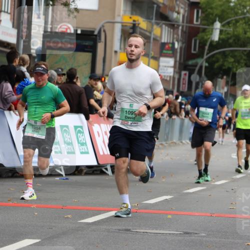 21.09.2025 - PSD Bank Halbmarathon Strokosch-Dieckow http://msf.ph/oto/8946463 21.09.2025 12:12:32 Ziel 1099, 1204, 1241, 1617, 3272, 3354, 3394, 3570, 3972, 4031 meine-sportfotos.de