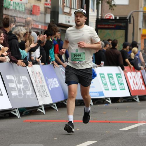 21.09.2025 - PSD Bank Halbmarathon Strokosch-Dieckow http://msf.ph/oto/8946526 21.09.2025 12:13:27 Ziel 2410, 2817, 2860, 3126, 3444, 3698, 3912, 3987 meine-sportfotos.de