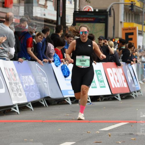 21.09.2025 - PSD Bank Halbmarathon Strokosch-Dieckow http://msf.ph/oto/8946611 21.09.2025 12:14:31 Ziel 1418, 1815, 3474, 3480 meine-sportfotos.de