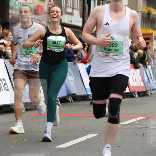21.09.2025 - PSD Bank Halbmarathon Strokosch-Dieckow http://msf.ph/oto/8946647 21.09.2025 12:15:05 Ziel 1071, 1072, 1384, 1587, 1588, 1589, 1641, 3091, 3140, 3191, 3433, 3517, 3902 meine-sportfotos.de