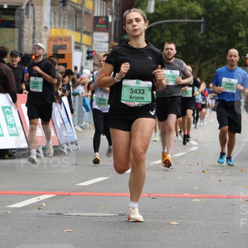21.09.2025 - PSD Bank Halbmarathon Strokosch-Dieckow http://msf.ph/oto/8946651 21.09.2025 12:15:12 Ziel 1071, 1072, 1265, 1588, 1589, 1641, 2550, 3091, 3433, 3517, 3530, 3733, 3902 meine-sportfotos.de
