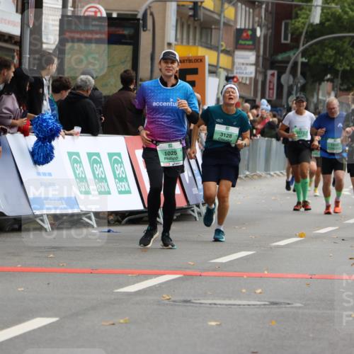 21.09.2025 - PSD Bank Halbmarathon Strokosch-Dieckow http://msf.ph/oto/8946786 21.09.2025 12:16:38 Ziel 1024, 1025, 2499, 3115, 3128, 3338, 3372, 3551 meine-sportfotos.de