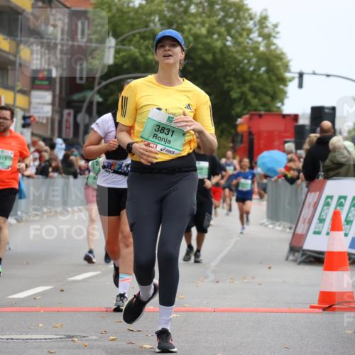 21.09.2025 - PSD Bank Halbmarathon Strokosch-Dieckow http://msf.ph/oto/8946793 21.09.2025 12:16:52 Ziel 1193, 1513, 1599, 2877, 3028, 3115, 3128, 3413, 3500, 3734, 3773, 3831 meine-sportfotos.de