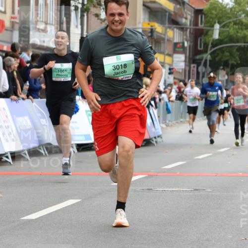 21.09.2025 - PSD Bank Halbmarathon Strokosch-Dieckow http://msf.ph/oto/8946810 21.09.2025 12:17:05 Ziel 1061, 3018, 3028, 3334, 3413, 3496, 3500, 3874, 4032 meine-sportfotos.de