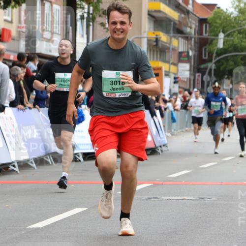21.09.2025 - PSD Bank Halbmarathon Strokosch-Dieckow http://msf.ph/oto/8946811 21.09.2025 12:17:05 Ziel 1061, 3018, 3028, 3334, 3413, 3496, 3500, 3874, 4032 meine-sportfotos.de