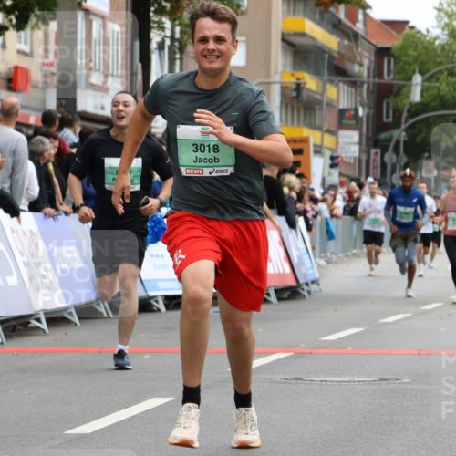 21.09.2025 - PSD Bank Halbmarathon Strokosch-Dieckow http://msf.ph/oto/8946812 21.09.2025 12:17:05 Ziel 1061, 3018, 3028, 3334, 3413, 3496, 3500, 3874, 4032 meine-sportfotos.de