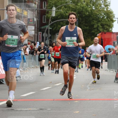 21.09.2025 - PSD Bank Halbmarathon Strokosch-Dieckow http://msf.ph/oto/8946840 21.09.2025 12:17:19 Ziel 1105, 1143, 1144, 1145, 2852, 3496, 3609, 3874, 4032 meine-sportfotos.de