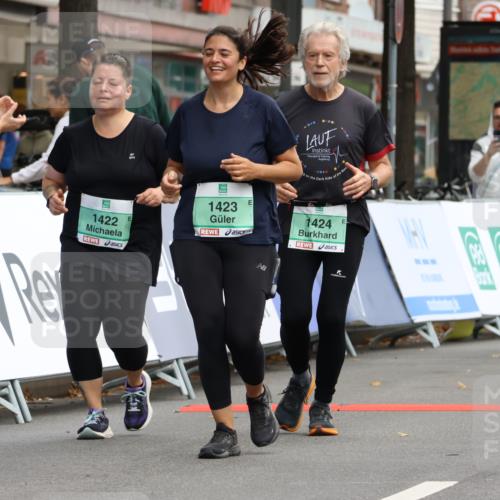 21.09.2025 - PSD Bank Halbmarathon Strokosch-Dieckow http://msf.ph/oto/8946844 21.09.2025 12:55:08 Ziel 1422, 1423, 1424, 1425, 3854 meine-sportfotos.de