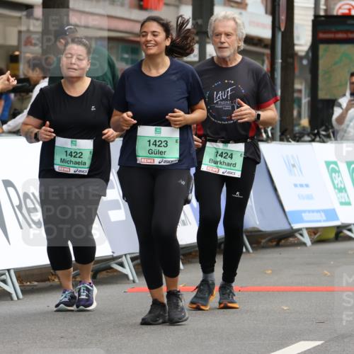 21.09.2025 - PSD Bank Halbmarathon Strokosch-Dieckow http://msf.ph/oto/8946845 21.09.2025 12:55:08 Ziel 1422, 1423, 1424, 1425, 3854 meine-sportfotos.de